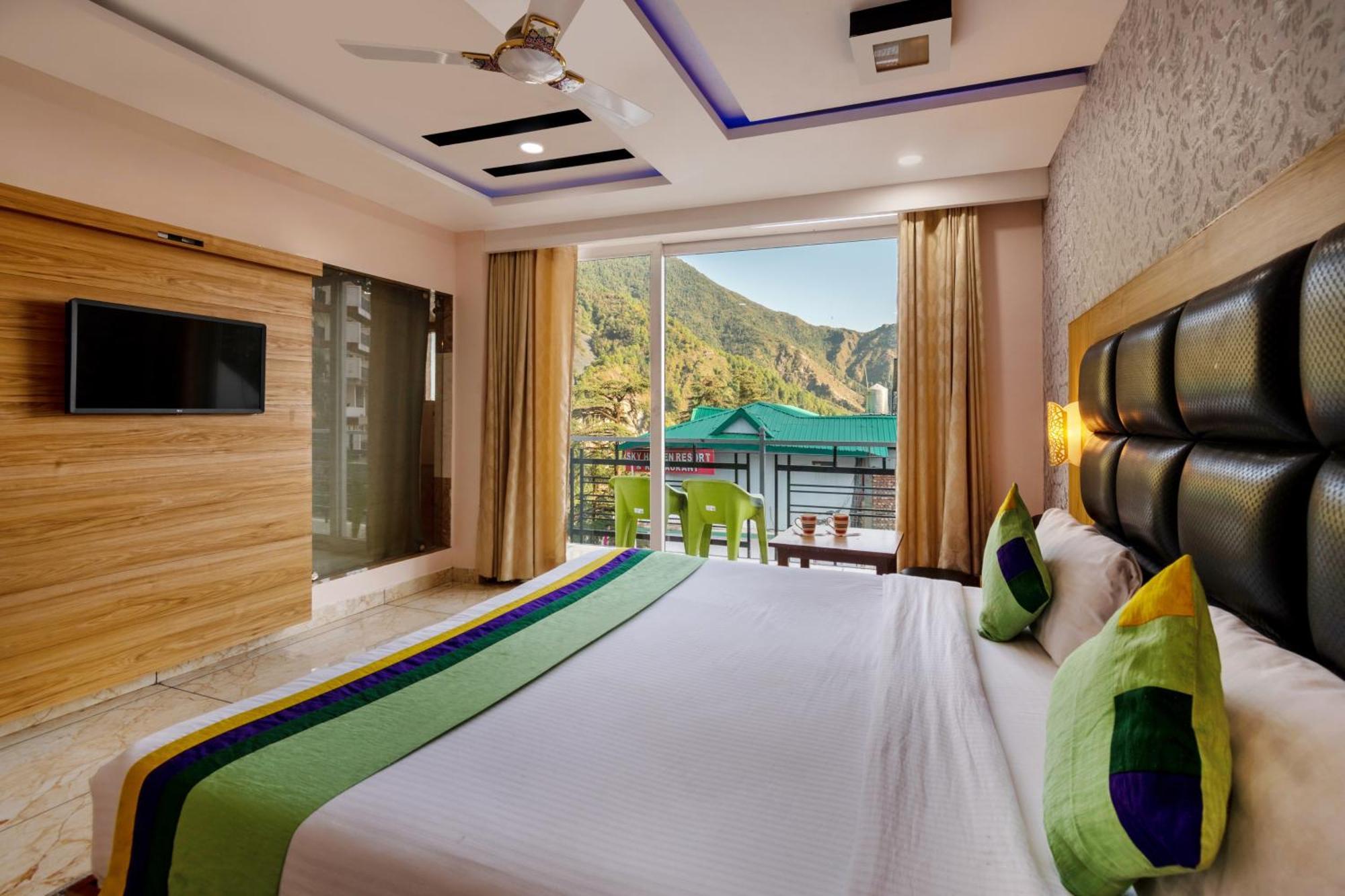 Treebo Akashdeep Hotel Dharamshala Exterior photo